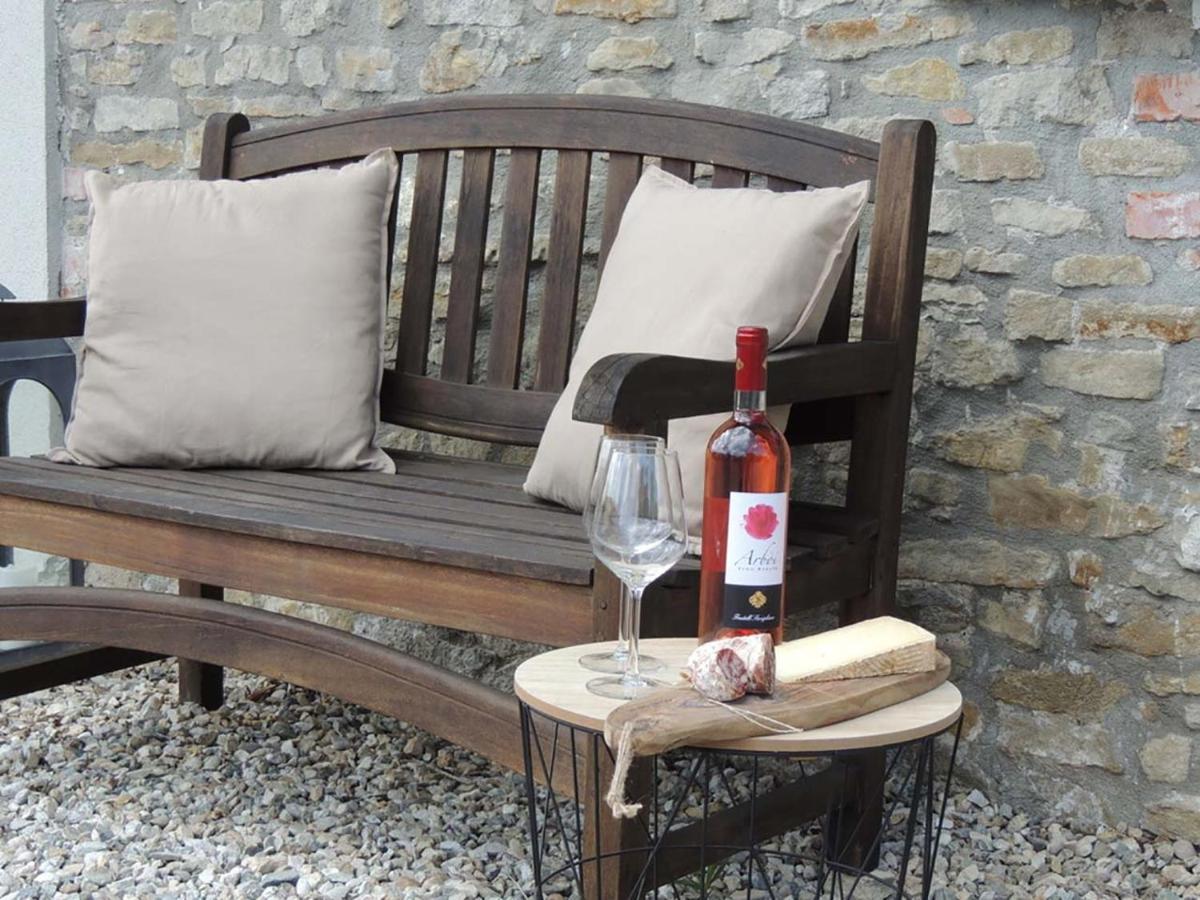 La Luce Delle Colline Bed & Breakfast Serravalle delle Langhe Dış mekan fotoğraf